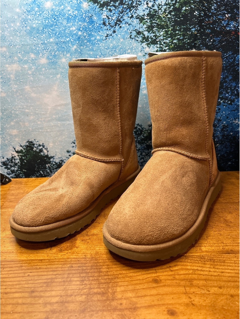 UGG Classic Short II Boots New in Box Chestnut Suede Size 7 Women Flaw